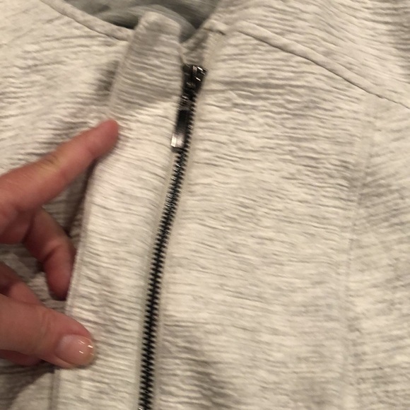 Torrid textured front zip jacket-Size 2 - Picture 8 of 9